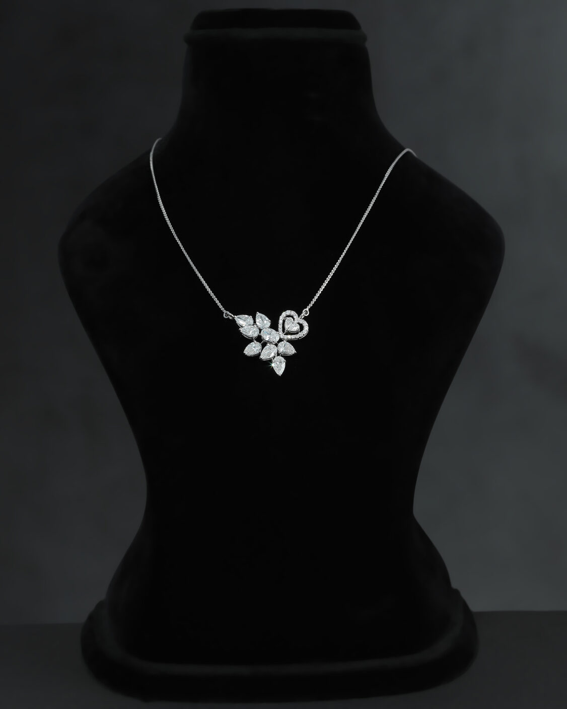 Pendant (DL-24)
