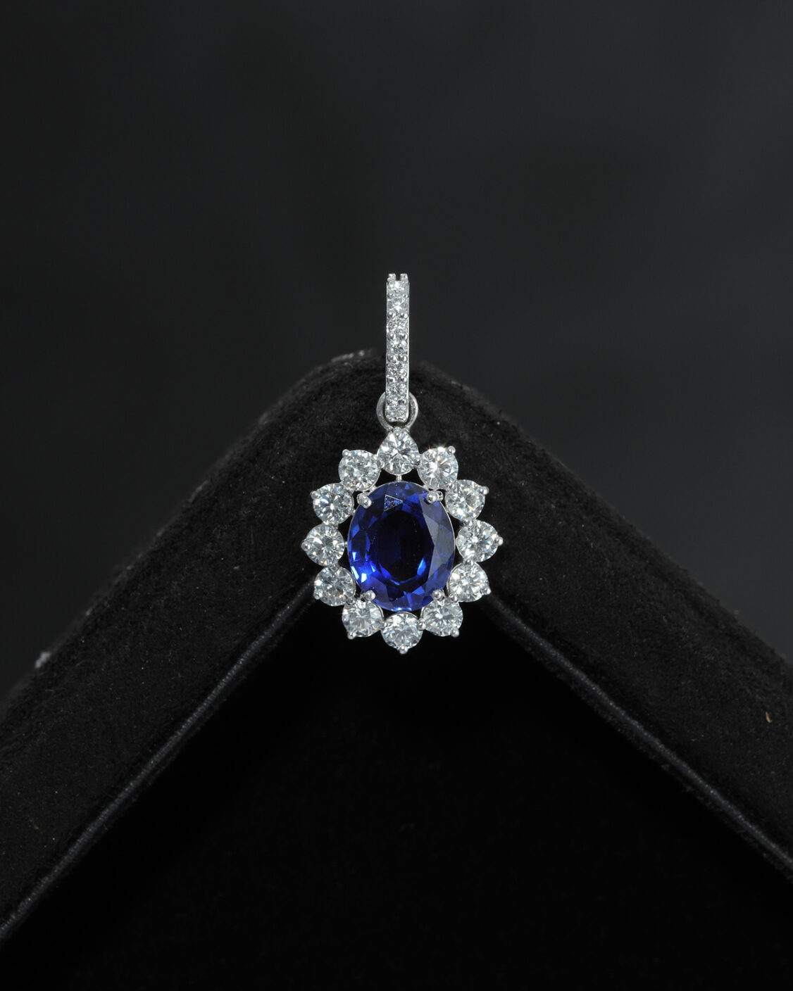 Pendant ( DL - 7 )
