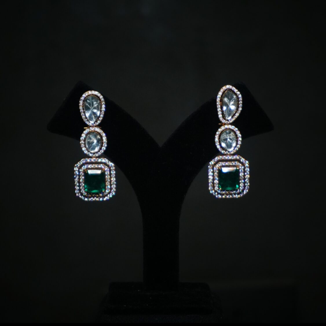 Earring ( ET - 331 )