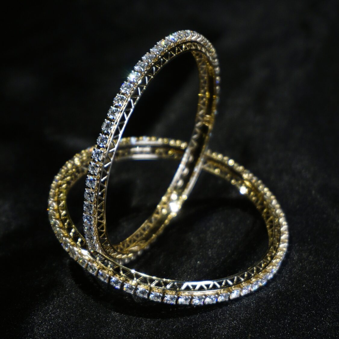 Bangle (DBL-88)