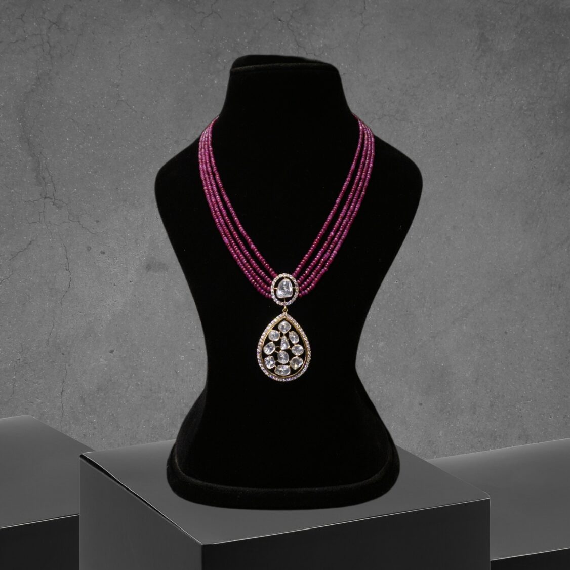 Pendant (DL-118 )